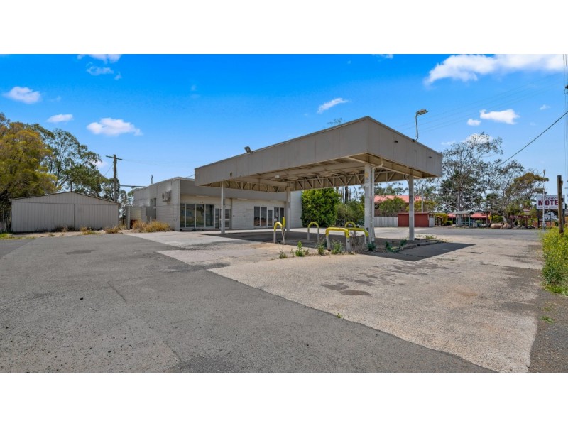 10804-1081 Warrego Highway, Charlton QLD 4350