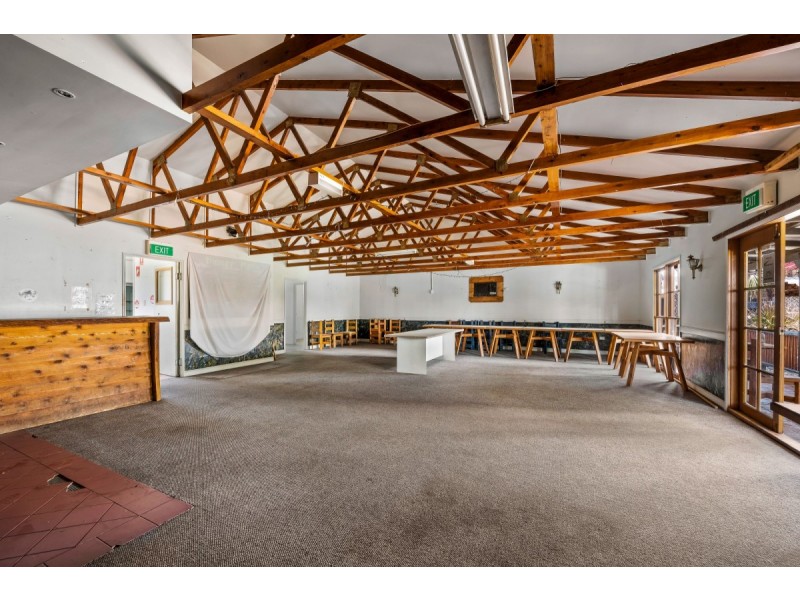 10804-1081 Warrego Highway, Charlton QLD 4350