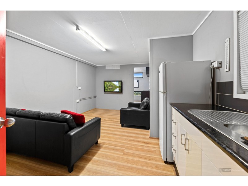 8/11-15 Gardner Court, Wilsonton QLD 4350