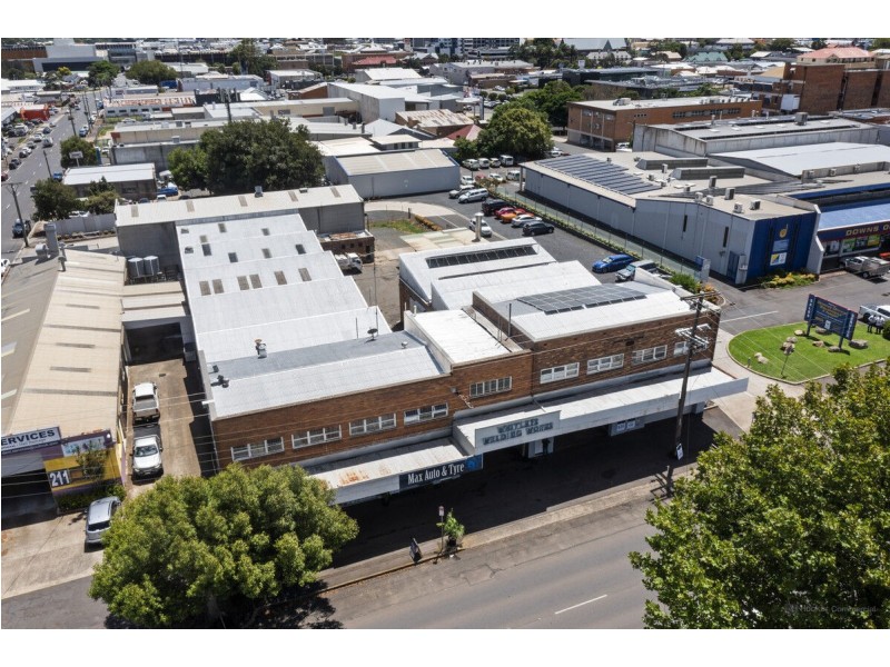 207-209 James Street & 36 Wylie Street, Toowoomba City QLD 4350