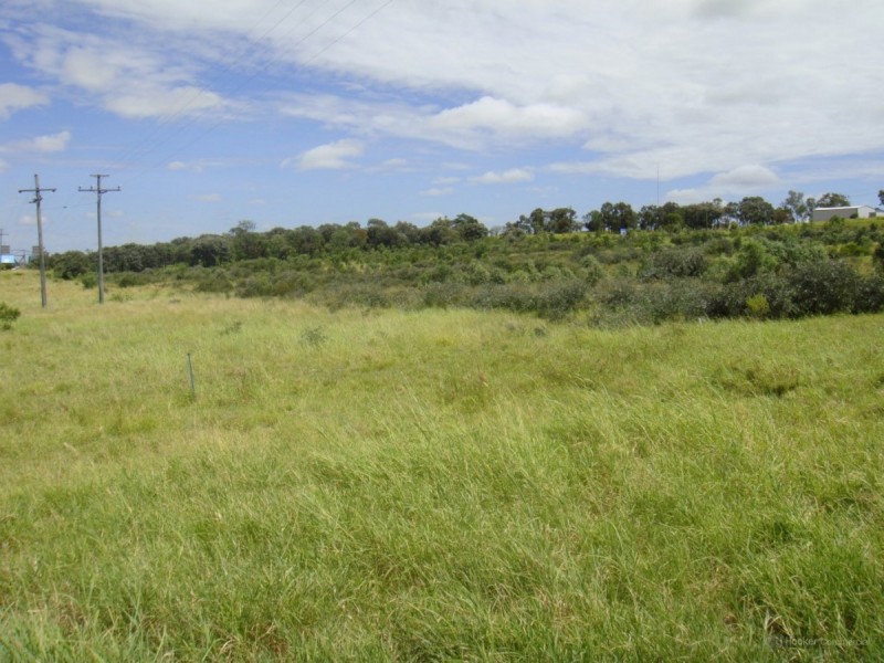 Lot 4 Cnr Warrego & Canarvon Highways, Roma QLD 4455