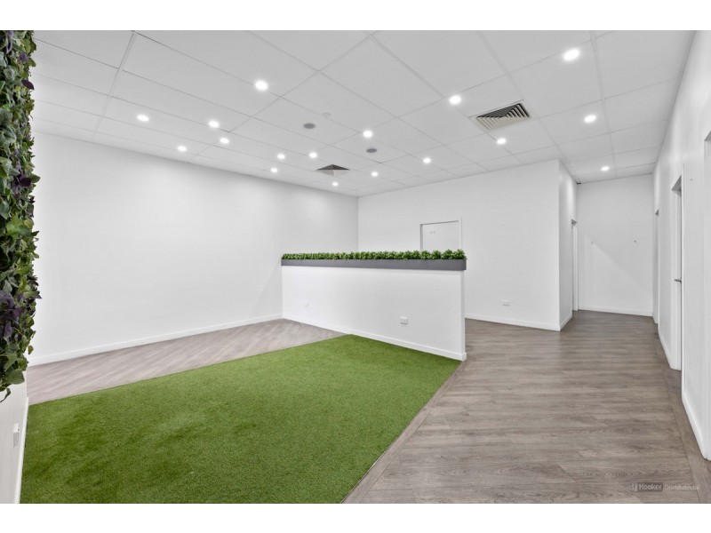 Shop 1/121 Ruthven Street, Harlaxton QLD 4350
