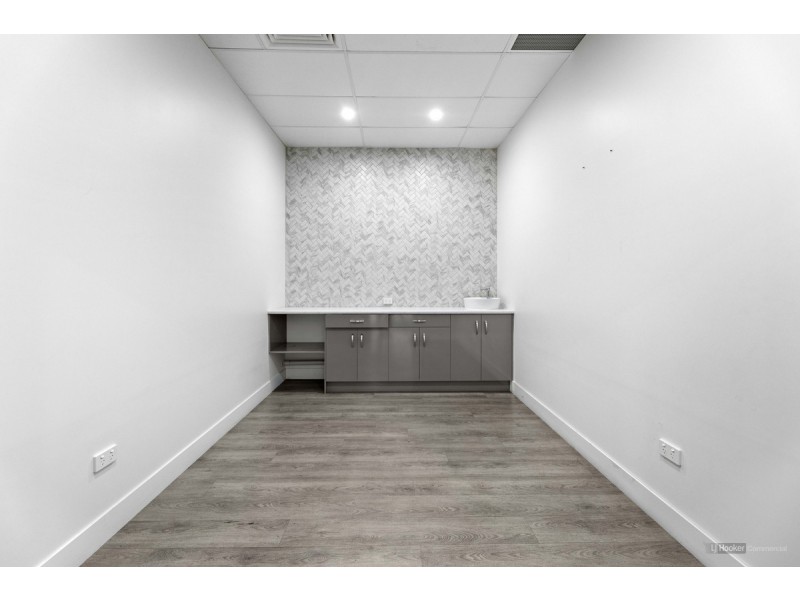 Shop 1/121 Ruthven Street, Harlaxton QLD 4350