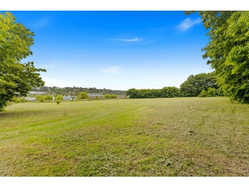 37 Jones Street, Harlaxton QLD 4350