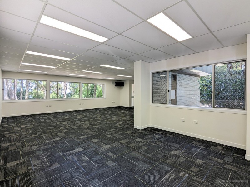 1/1a Video Avenue, Mount Lofty QLD 4350