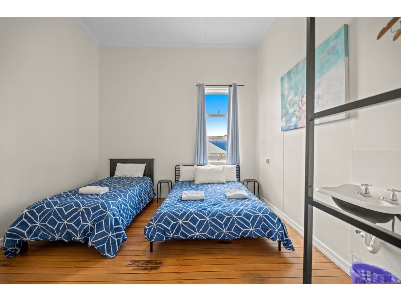 348-350 Ruthven Street, Toowoomba City QLD 4350