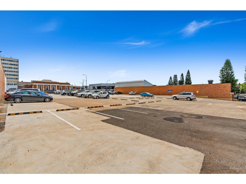 28-32 Neil Street, Toowoomba City QLD 4350