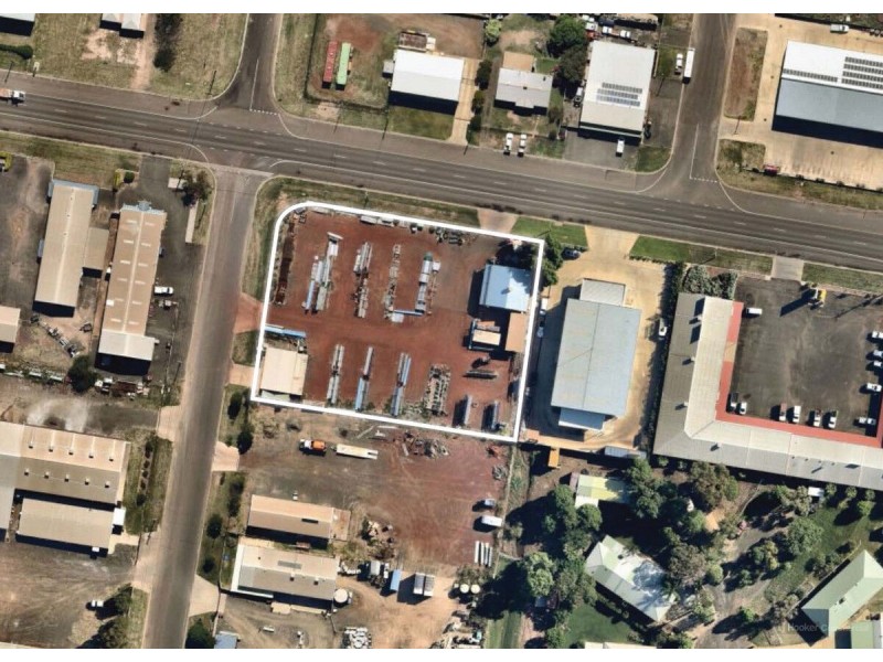 102-106 Raglan Street, Roma QLD 4455