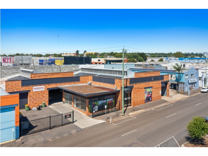 24-26 Water Street, Toowoomba QLD 4350