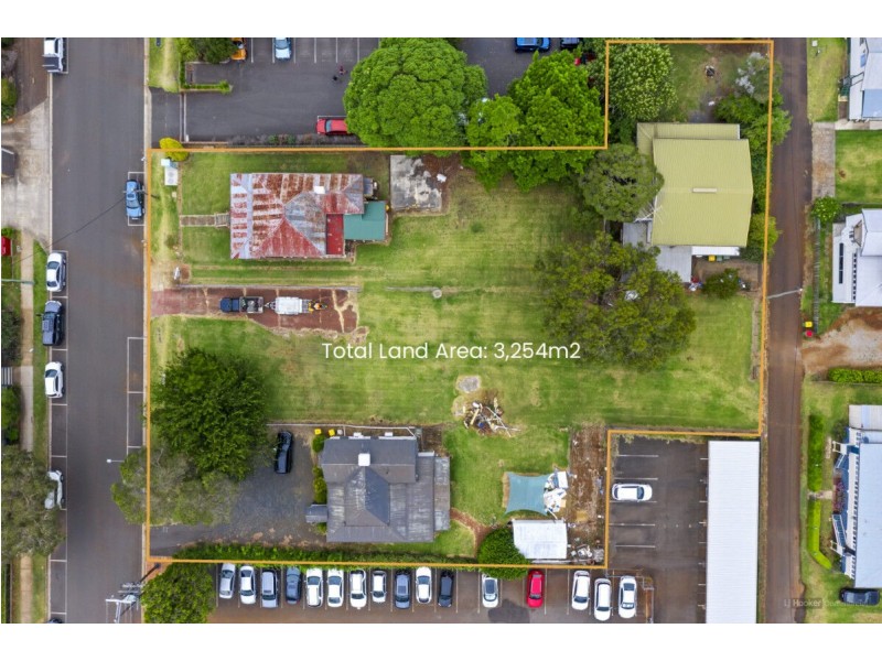 4-8 Clopton Street, East Toowoomba QLD 4350