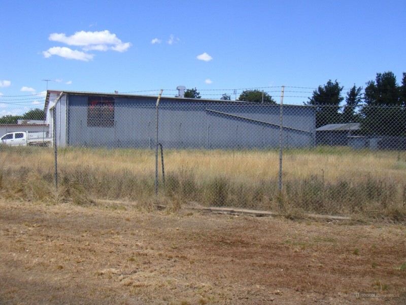 2 Eileen Street, Dalby QLD 4405
