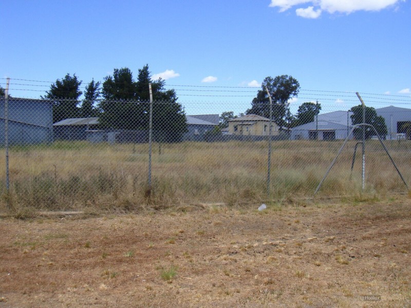 2 Eileen Street, Dalby QLD 4405