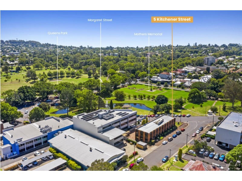 5 Kitchener Street, East Toowoomba QLD 4350
