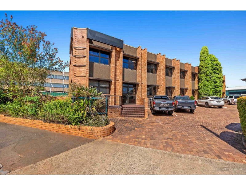 5 Kitchener Street, East Toowoomba QLD 4350