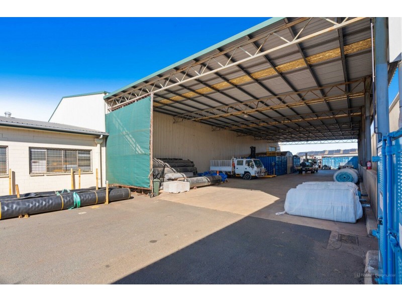 20 Carroll Street, Wilsonton QLD 4350