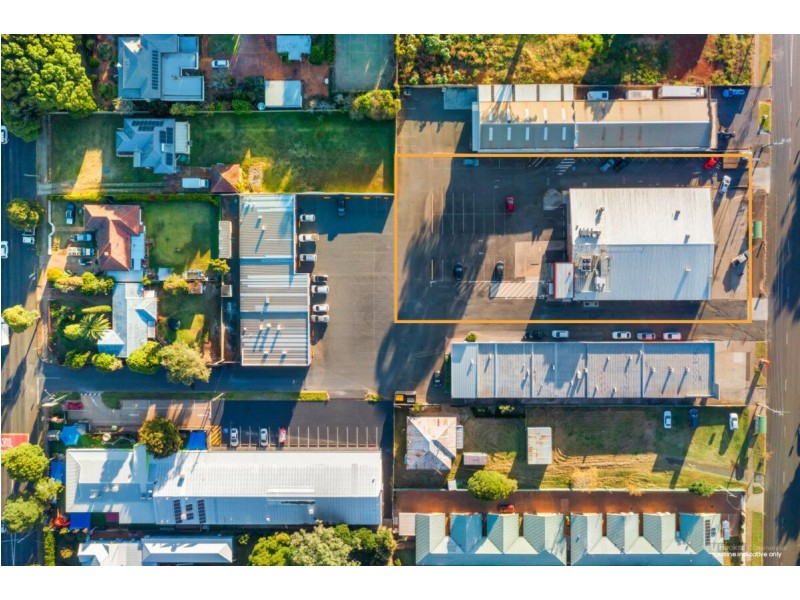 102-104 Hill Street, Newtown QLD 4350