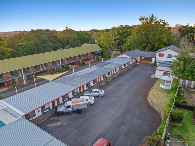 12-18 Margaret Street, East Toowoomba QLD 4350