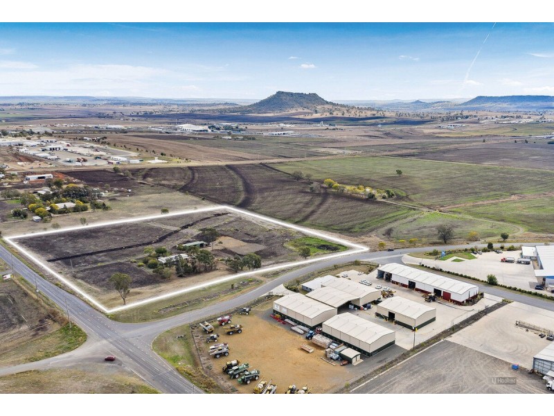 156 Heinemann Road, Wellcamp QLD 4350