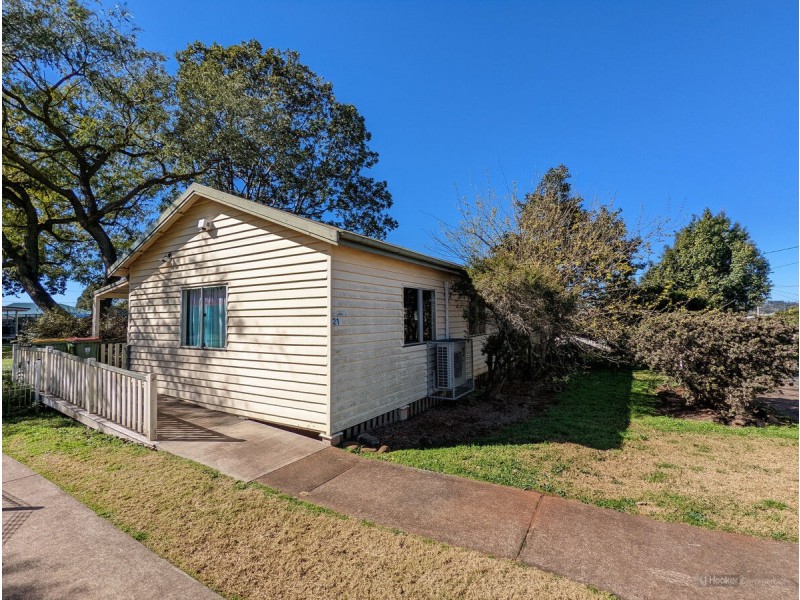 21 Rosewood Street, Toowoomba QLD 4350