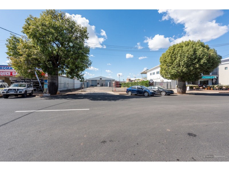 67-69 Arthur Street, Roma QLD 4455