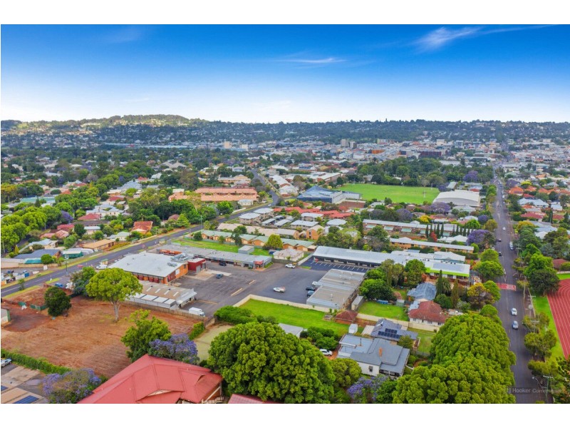 Lot 2/255 Herries Street, Newtown QLD 4350