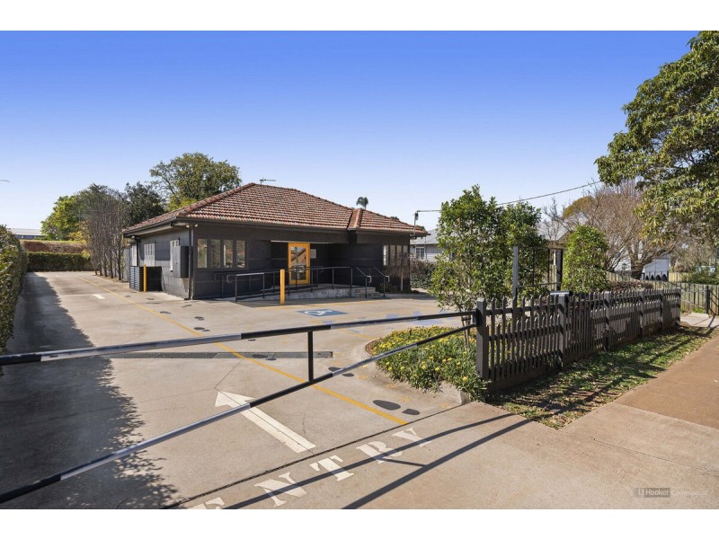 225 Herries Street, Newtown QLD 4350