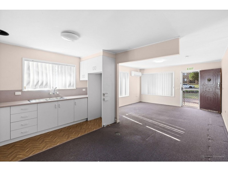 8b Herries Street, East Toowoomba QLD 4350