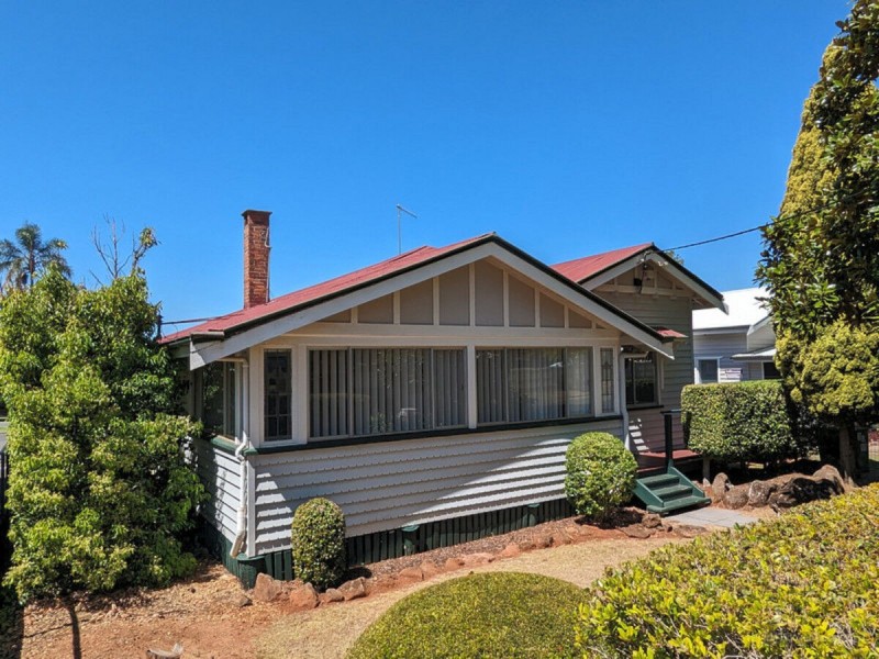 10 Rens Street, Toowoomba City QLD 4350