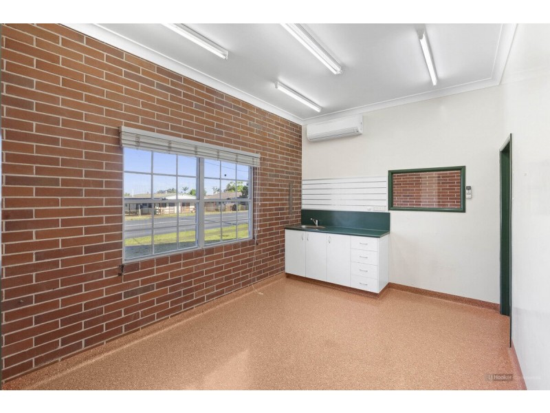 485-487 Tor Street, Newtown QLD 4350