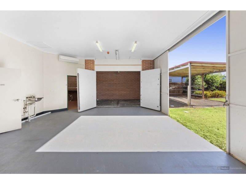 485-487 Tor Street, Newtown QLD 4350