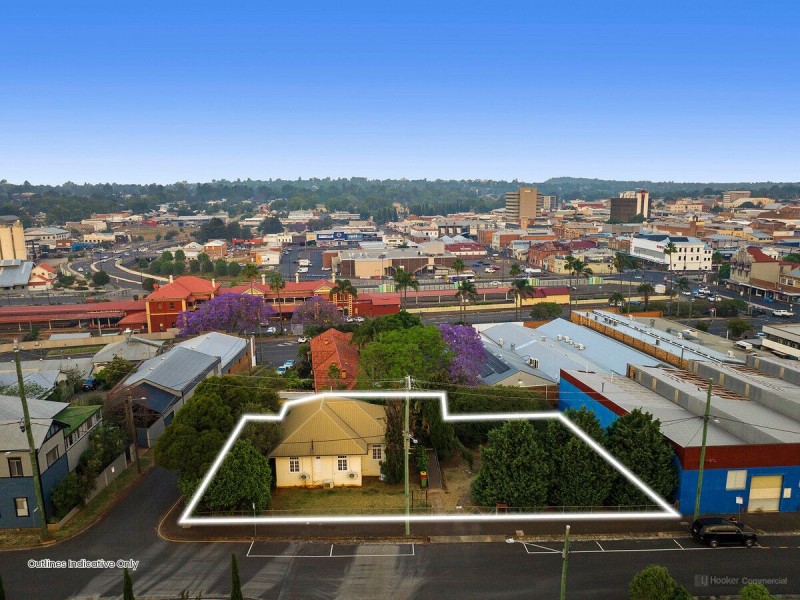 6 Royal Street, Toowoomba City QLD 4350