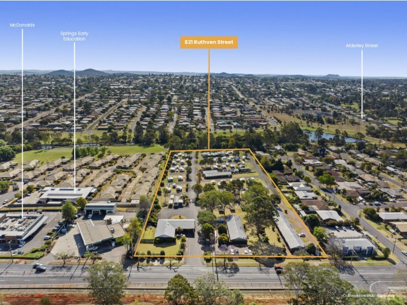 821 Ruthven Street, Kearneys Spring QLD 4350