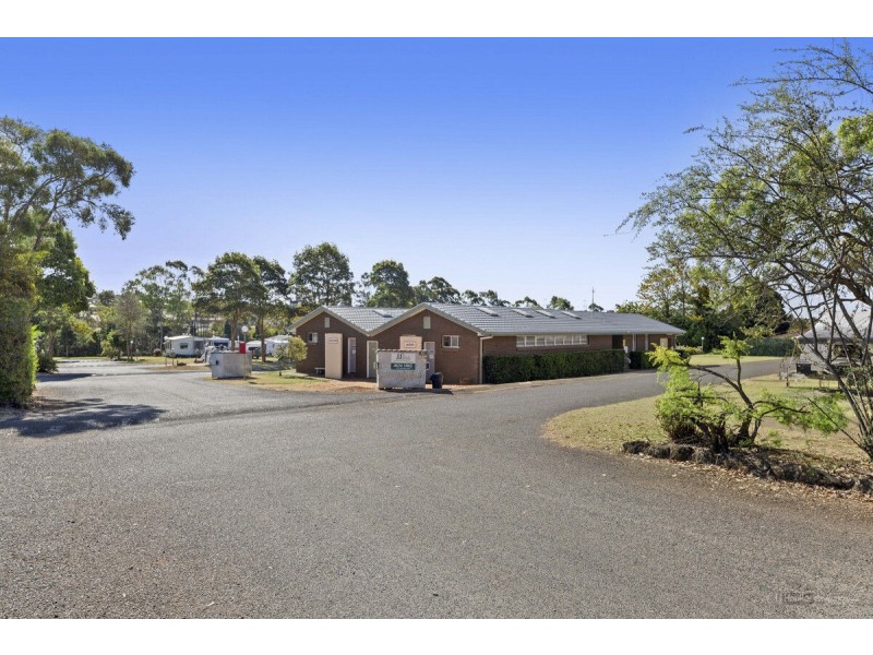 821 Ruthven Street, Kearneys Spring QLD 4350