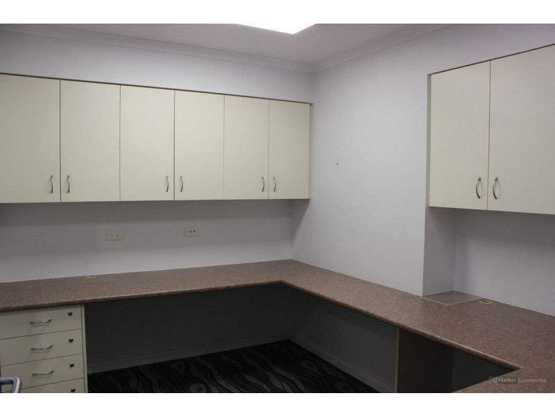 Suite 22/280-288 North Street, Rockville QLD 4350