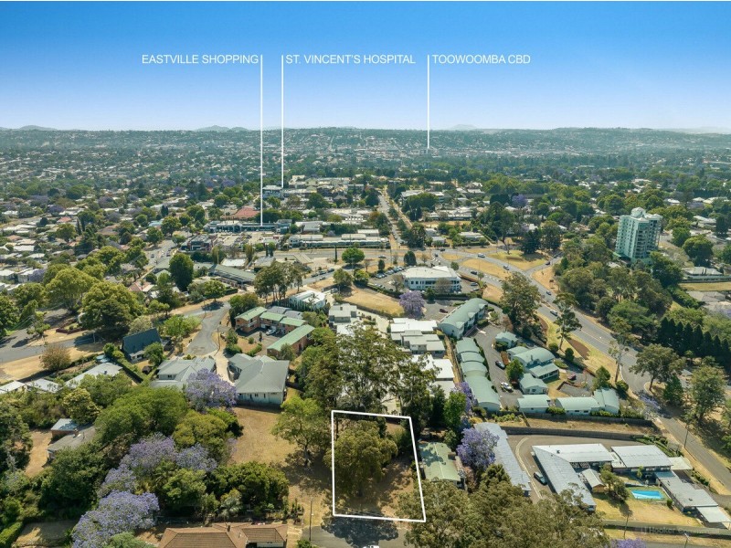 7 Sonnenberg Street, East Toowoomba QLD 4350