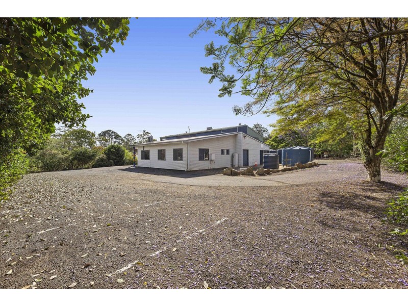 10609 New England Highway, Highfields QLD 4352