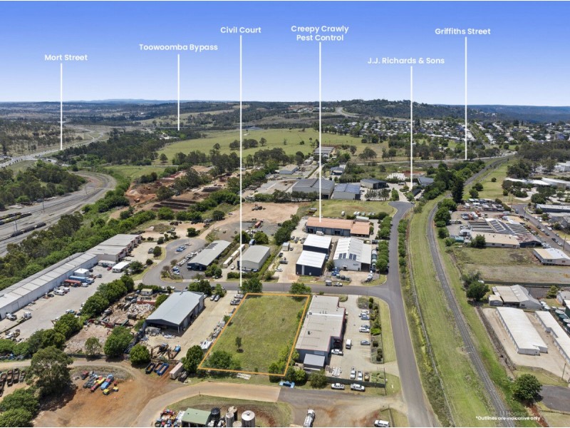 4 Civil Court, Harlaxton QLD 4350