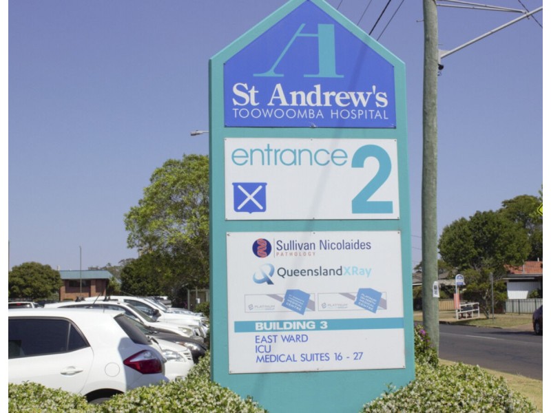 Suites/280-288 North Street, Rockville QLD 4350