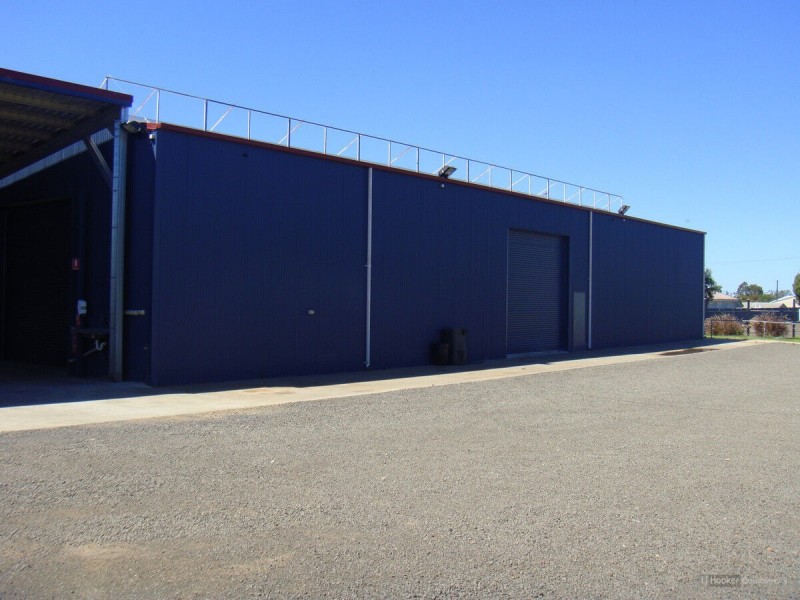 71 Feather Street, Roma QLD 4455