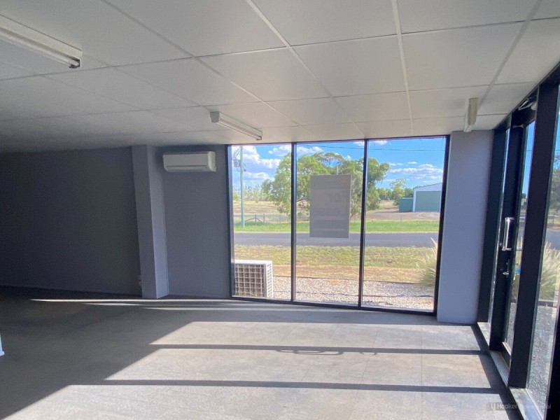 2/92 Spencer Street, Roma QLD 4455