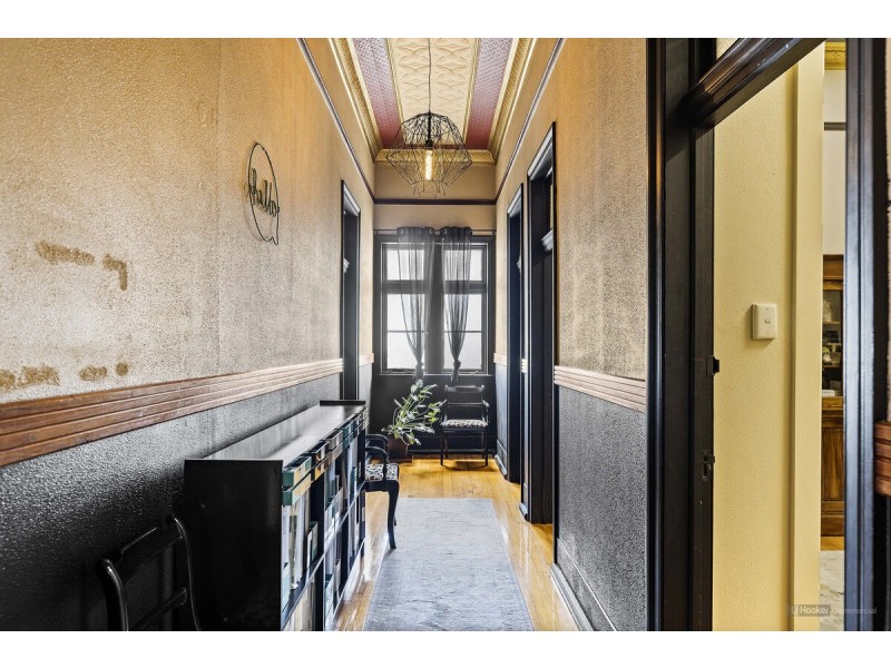 Suite 8/456 Ruthven Street, Toowoomba City QLD 4350