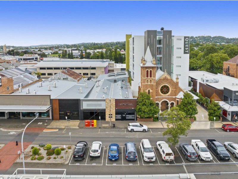 2/135 Margaret Street, Toowoomba City QLD 4350