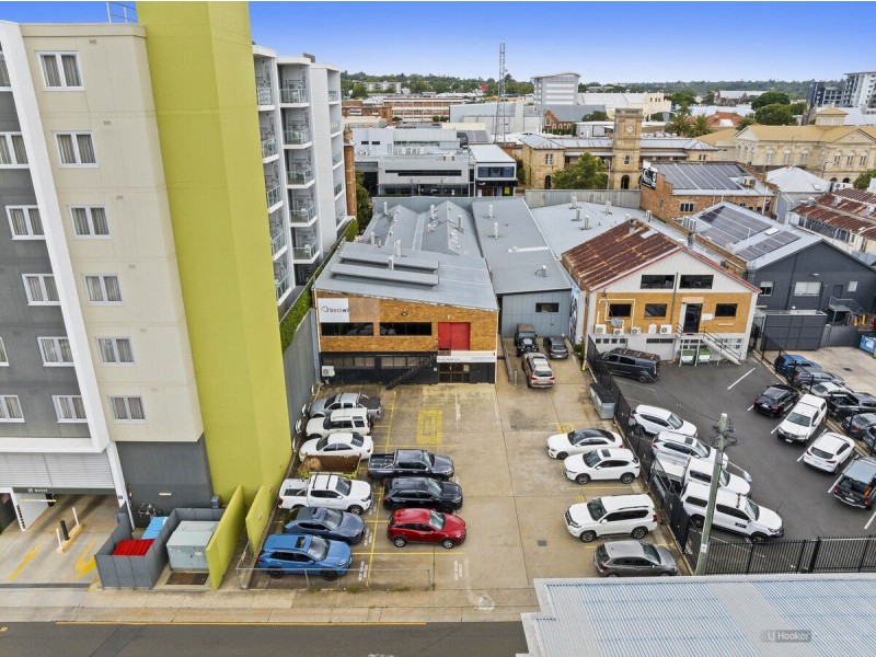 2/135 Margaret Street, Toowoomba City QLD 4350