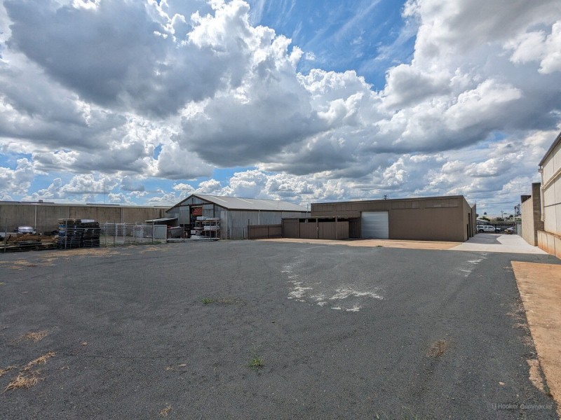 384 South Street, Harristown QLD 4350