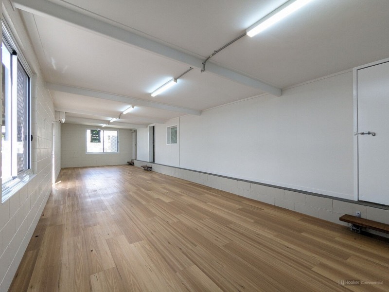 384 South Street, Harristown QLD 4350