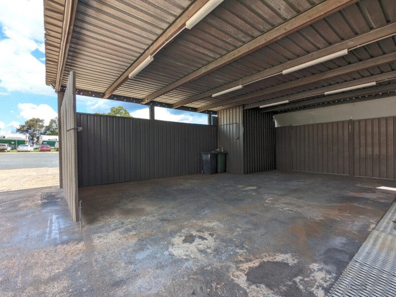 384 South Street, Harristown QLD 4350