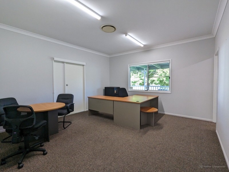 17 Freighter Avenue, Wilsonton QLD 4350