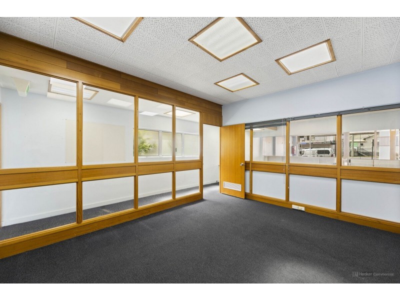 595 Ruthven Street, Toowoomba City QLD 4350