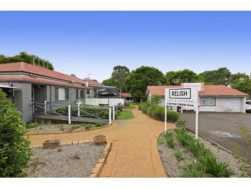 Shop 8/10476 New England Highway, Highfields QLD 4352