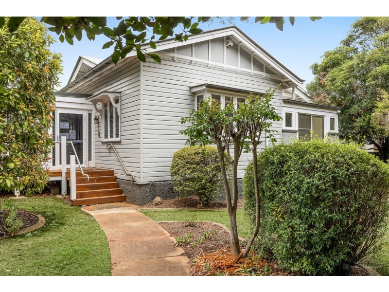 126 Hume Street, East Toowoomba QLD 4350